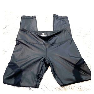 90 degree black shiny leggings size S